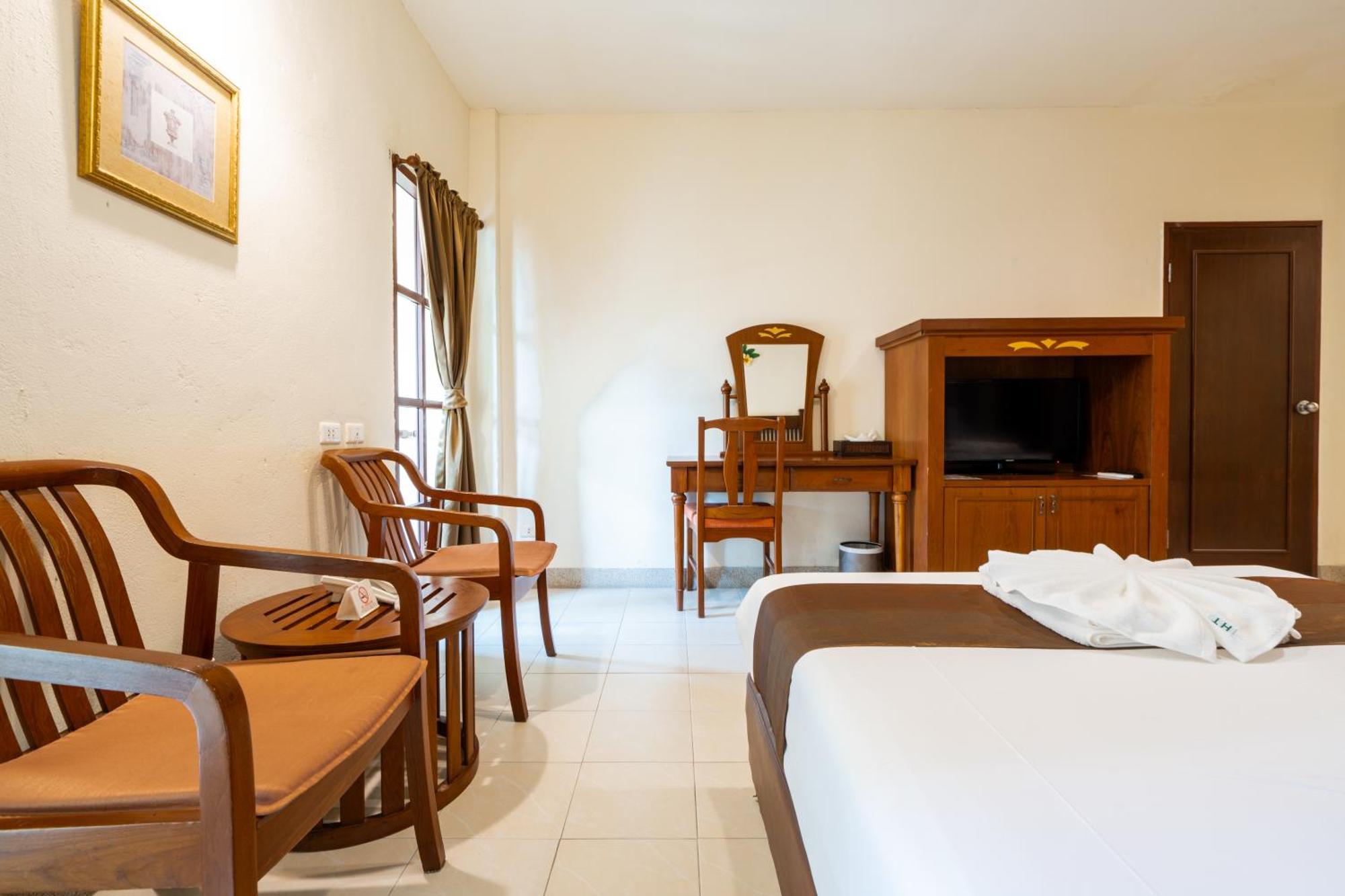 Phuket Leelavadee Hua Ting Resort Patong Ngoại thất bức ảnh