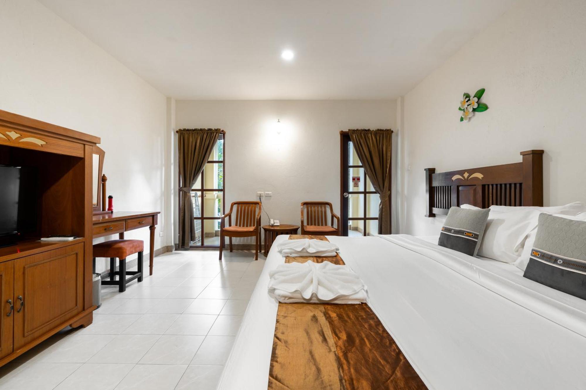 Phuket Leelavadee Hua Ting Resort Patong Ngoại thất bức ảnh