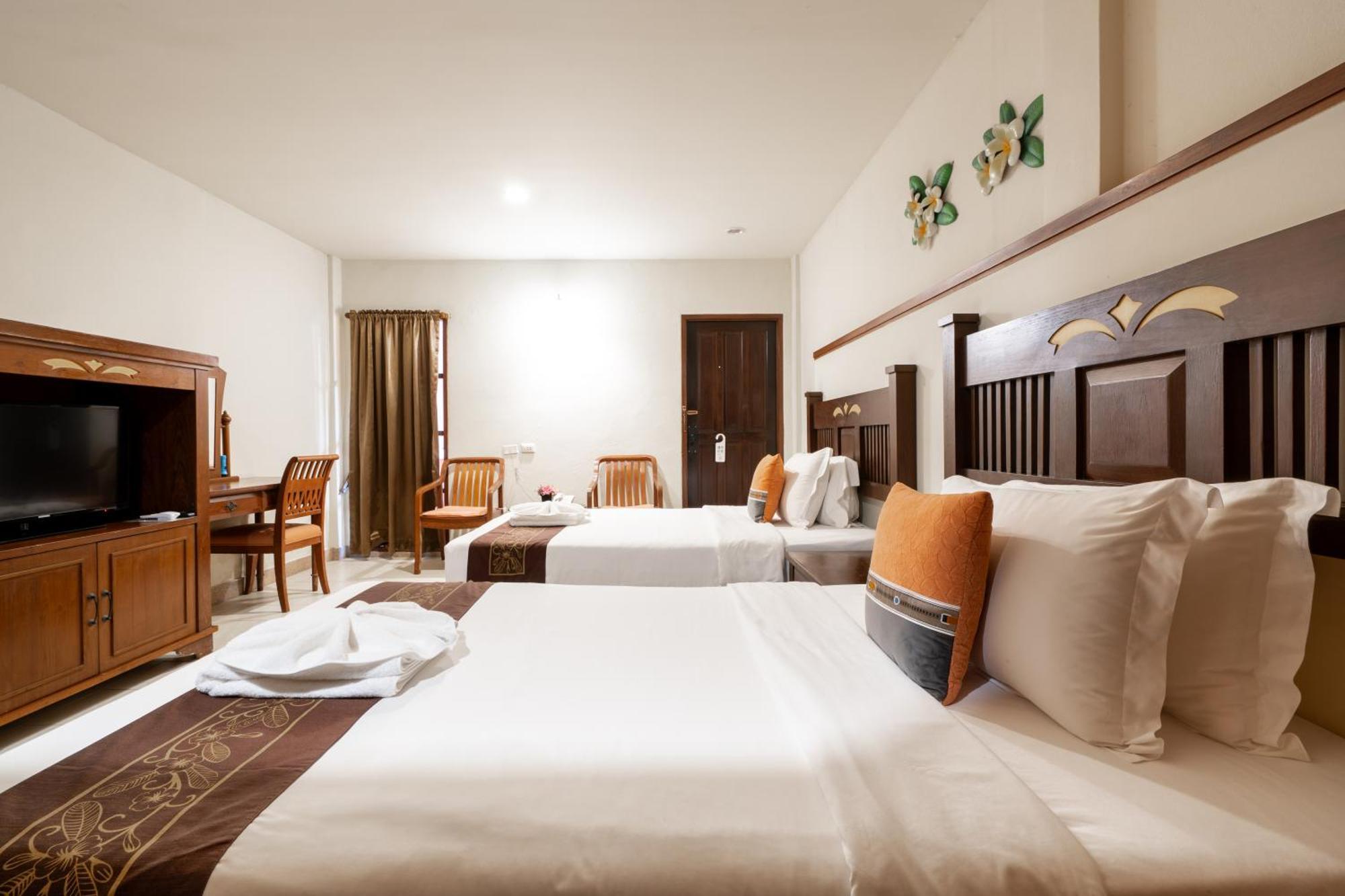 Phuket Leelavadee Hua Ting Resort Patong Ngoại thất bức ảnh